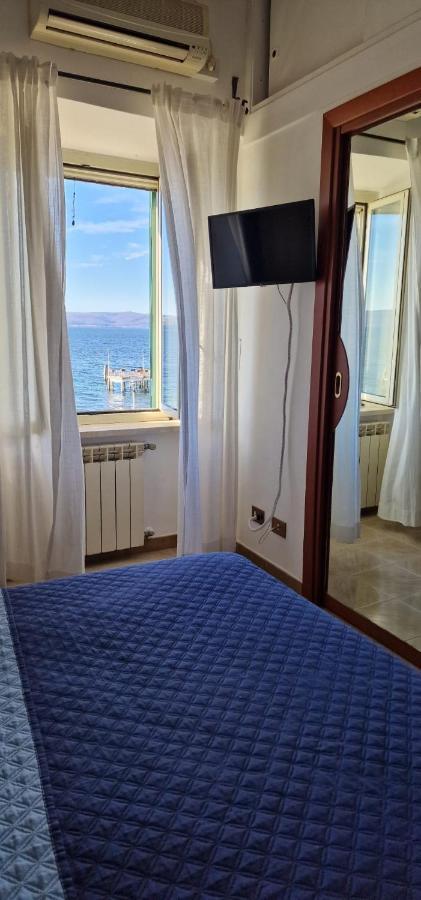Iride Sul Lago 1 Via Principessa Jolanda 10-Piazza Del Molo Anguillara Sabazia Zewnętrze zdjęcie